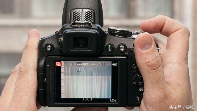 外媒评测松下DMCFZ200：16年最具性价比的长焦数码相机